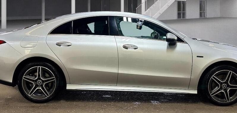 
								Mercedes-Benz CLA full									