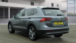 
										Volkswagen Tiguan Allspace full									